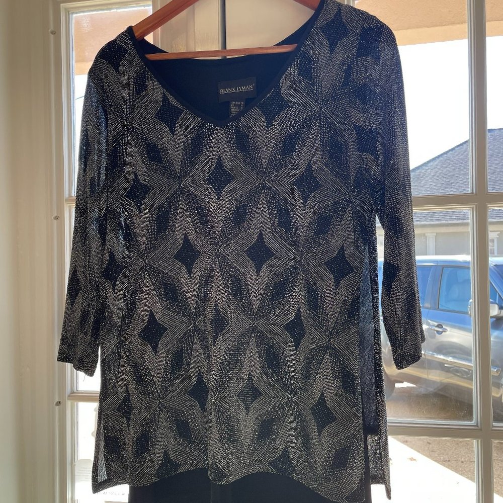 Frank Lyman Design Shirt